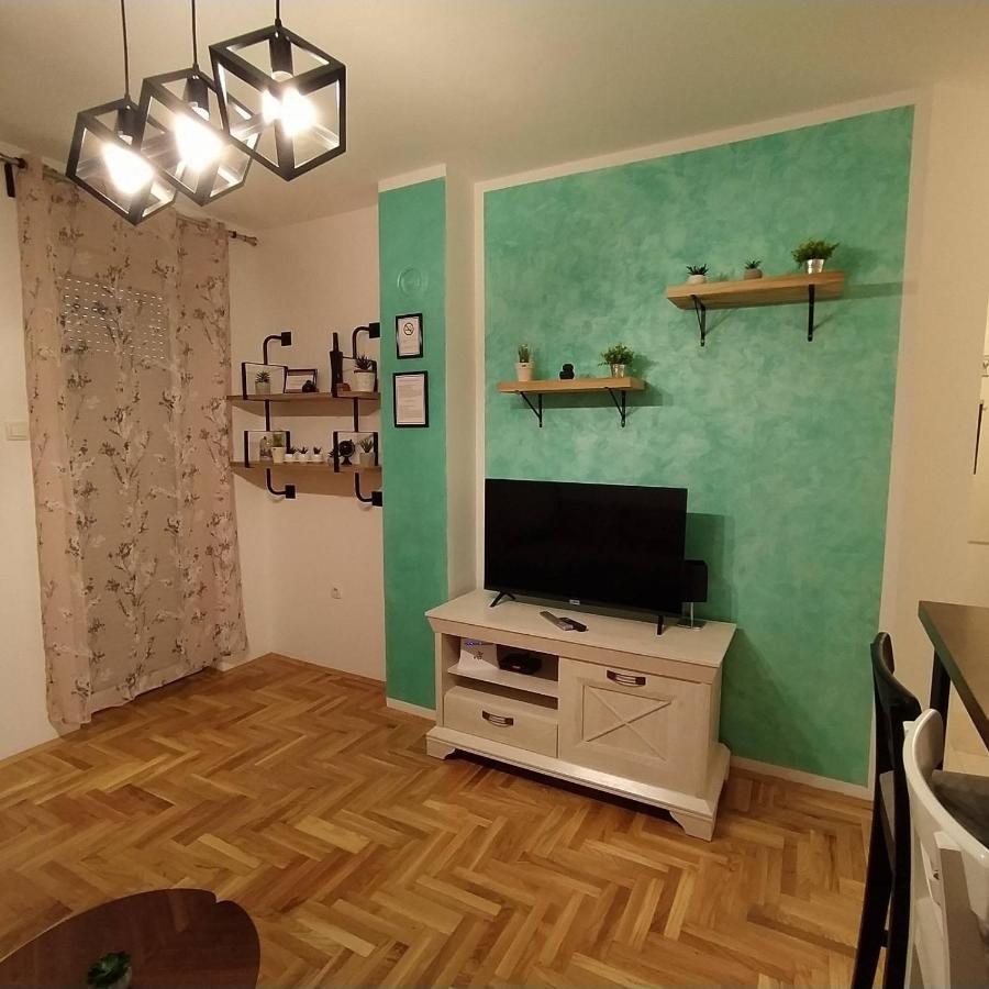 Daniris Apartman 노비사드 외부 사진